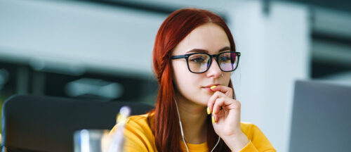 Un technicien informatique