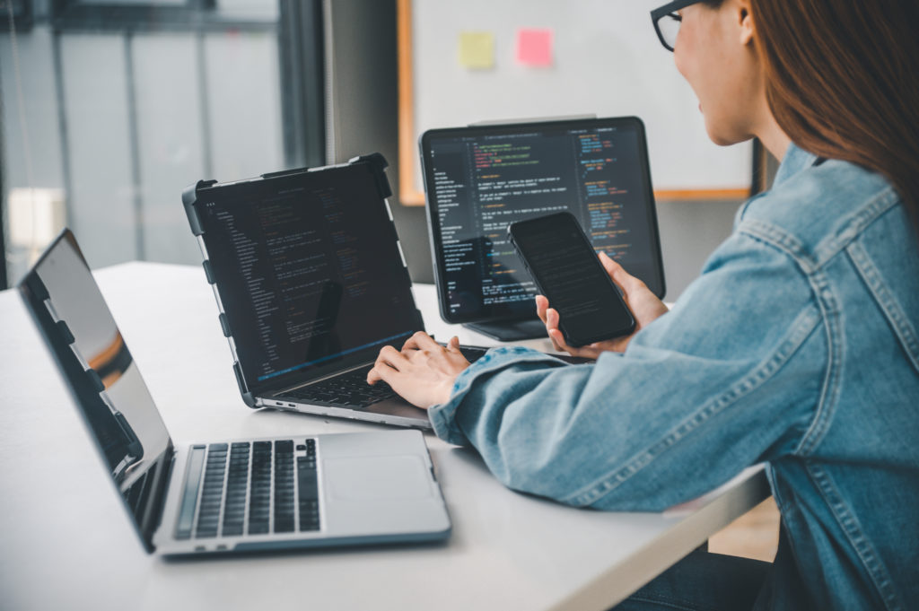 Formation développeur web à Bruxelles – HTML, CSS, JavaScript, WordPress chez FIJ